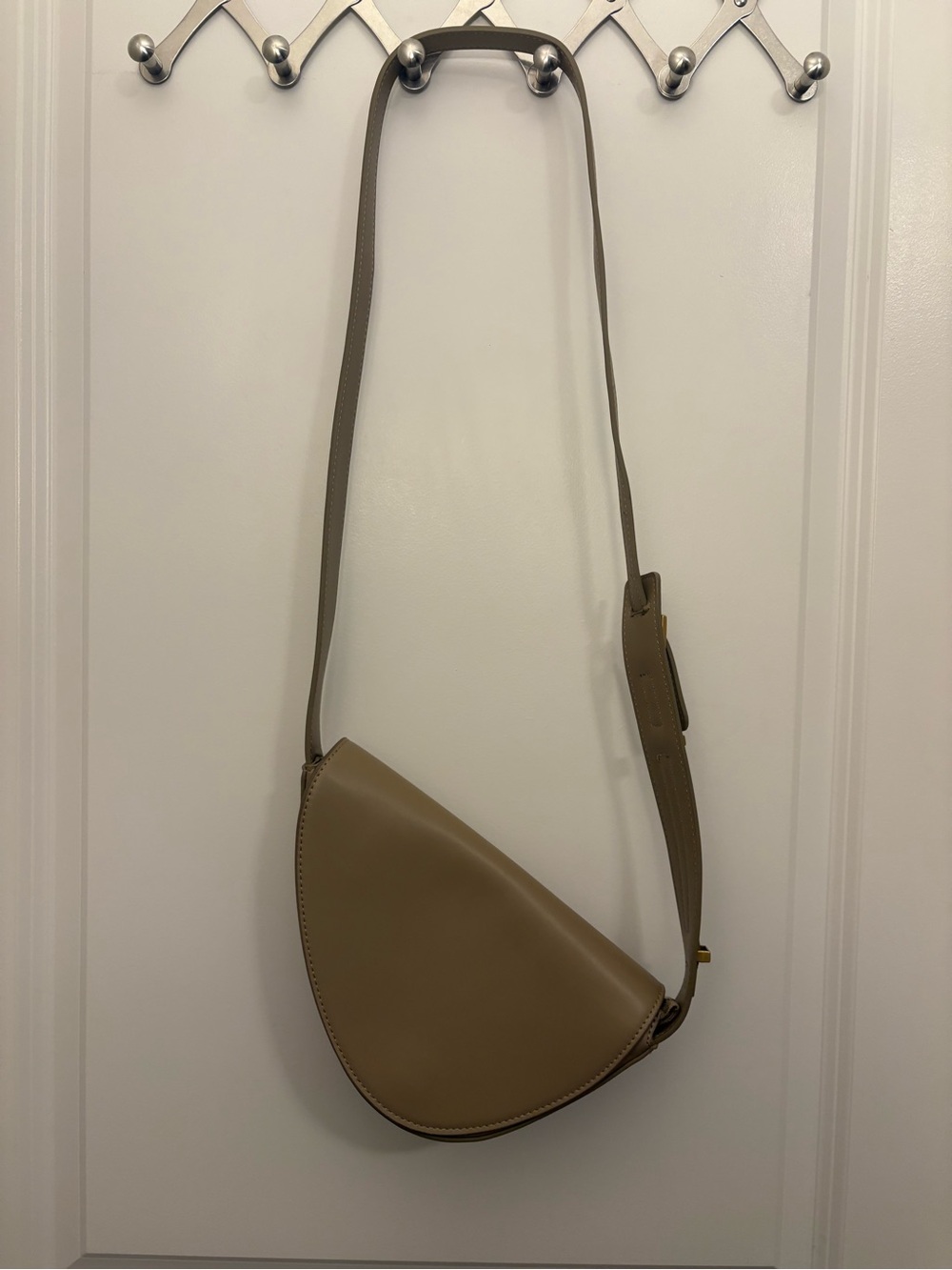 Women's Crescent Crossbody Bag in Taupe